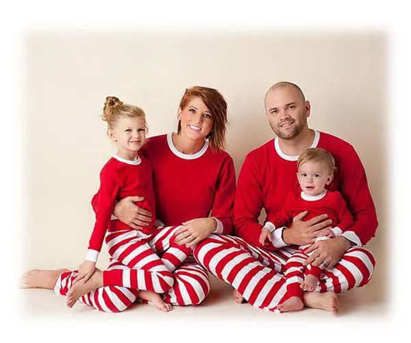 2017 Família combinando pijama de natal família roupa mãe filha pai filho roupas conjuntos de estilo familiar conjunto