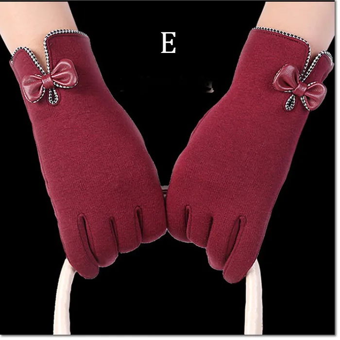 熱い販売の真新しい多機能冬の手袋のタッチスクリーン5の指の美しさの手袋は、DHLのための多くの色がない