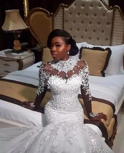 Lyxig 2019 Afrikansk sjöjungfru bröllopsklänningar Långärmad Sexig Sheer High Neck Sparkle Pärlor Lace Satin Nigerian Chapel Bridal Gowns Plus Storlek