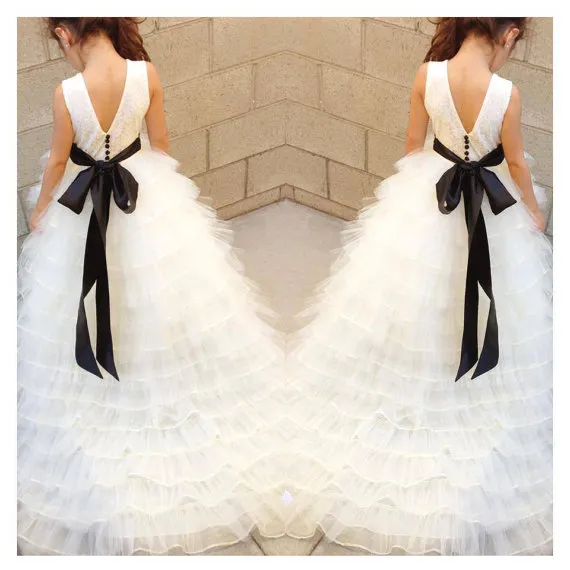 2024 Ivory Flower Girl Dresses With Black Sash Tiered Floor Length With Train From Mfsdresses 74.1 DHgate.Com