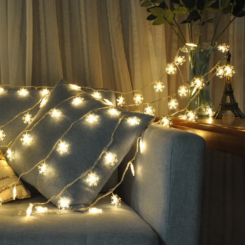 10M 70LED luci natalizie lampada a fiocco di neve AC 220V illuminazione natalizia luci della stringa tende esterne / decorazioni feste di matrimonio