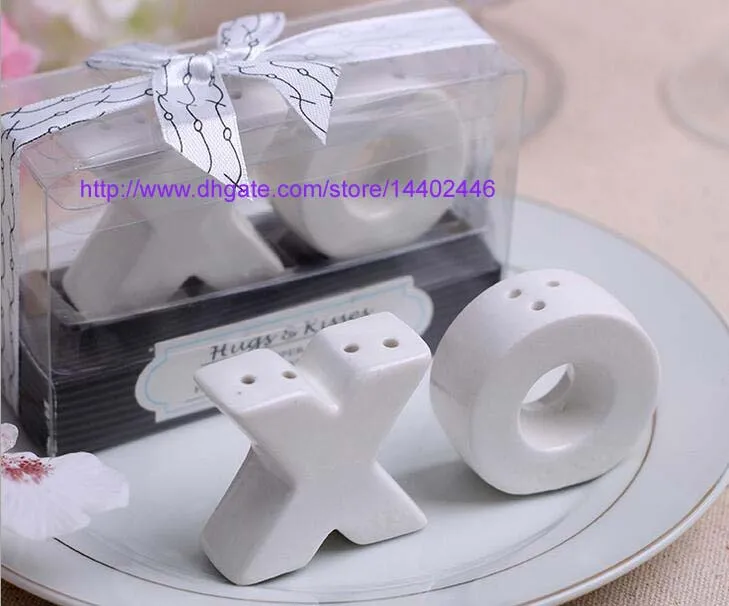 50 Sets XO Hugs & Kisses Salt & Pepper Shaker - Wedding Party Favour Bomboniere Gift Ceramic Salt and Pepper Shakers Free Ship