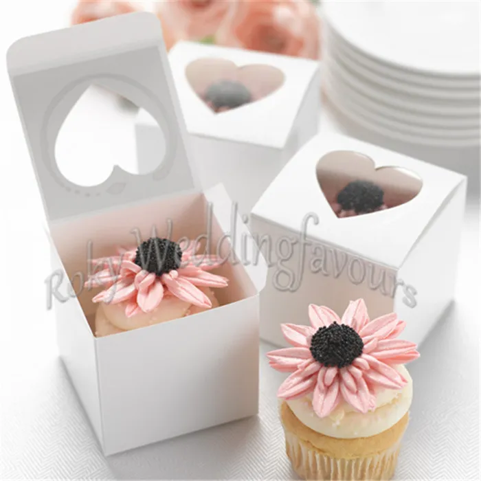 Envío gratis 300 piezas 3 pulgadas blanco brillante en forma de corazón ventana cajas de cupcakes cajas de dulces favores boda fiesta mesa ajuste suministros