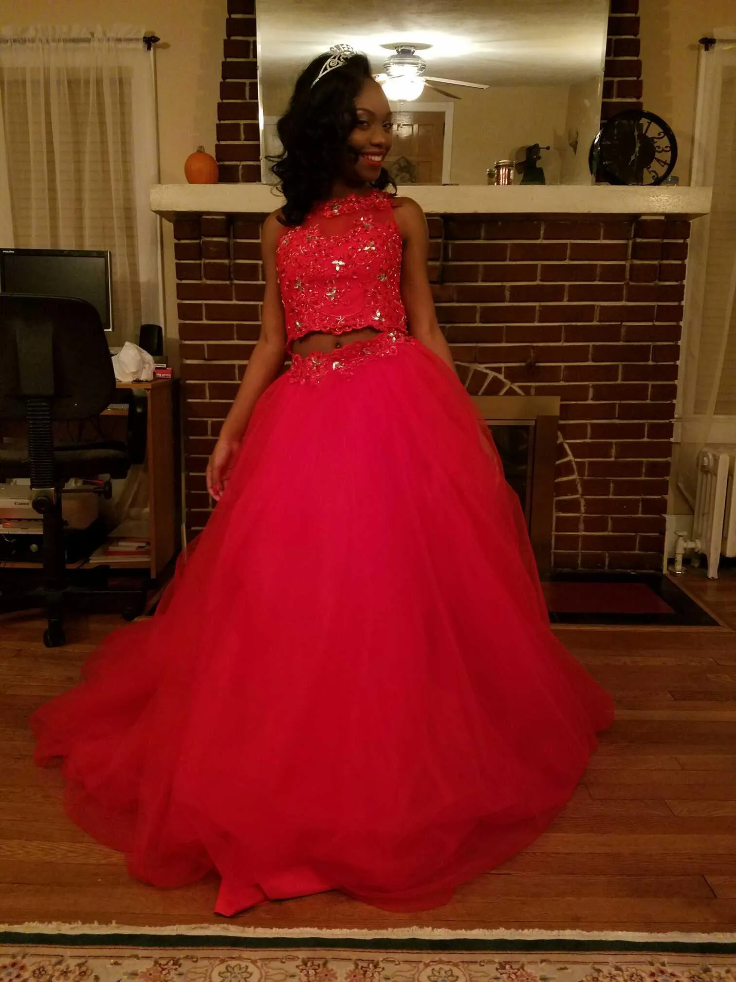 Red Crystals Beaded Two Pieces Prom Dresses 2017 Crew Sleeveless Tulle Long Skirt Black Girl Formal Wear Evening Gowns Cocktail Party Dress