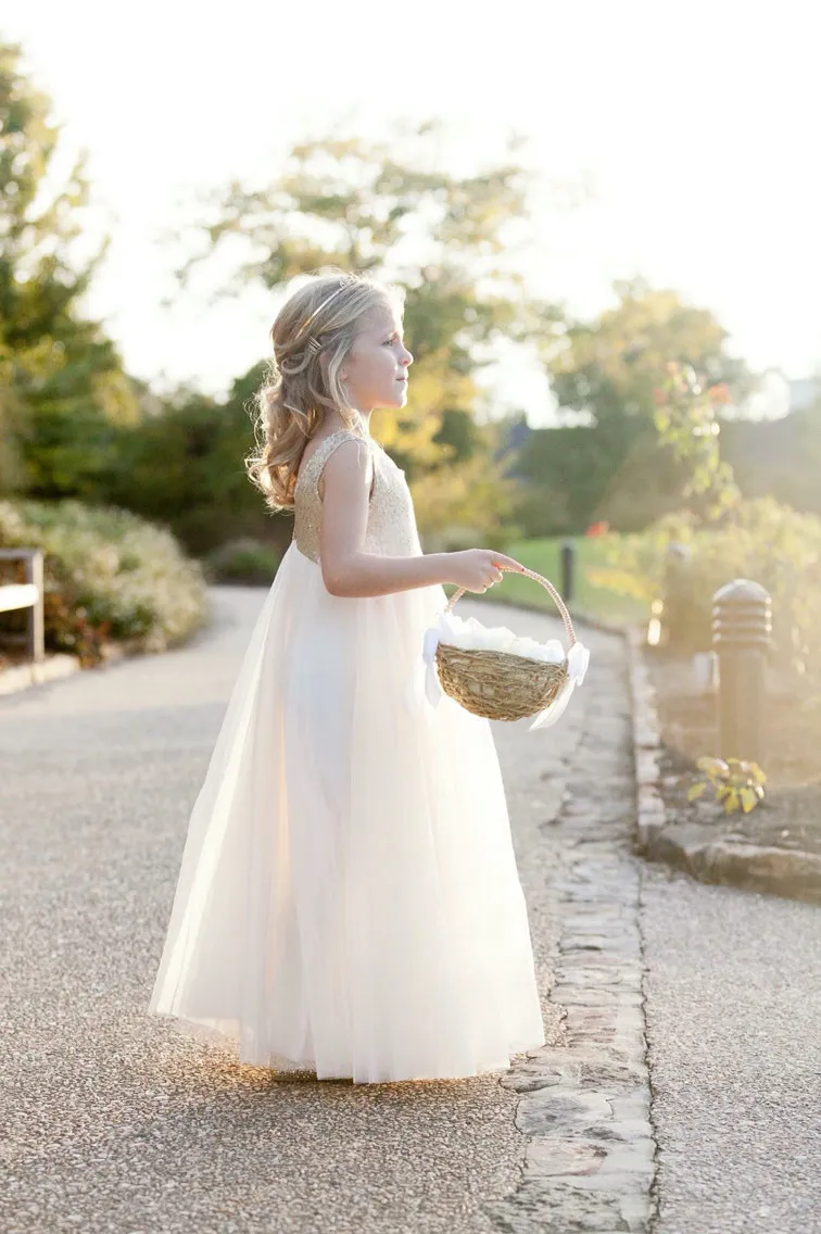 Ouro Lantejoulas Vestidos Da Menina de Flor 2019 com Flores Artesanais Destacáveis ​​Boho Beach País Flor Meninas Vestidos Até O Chão