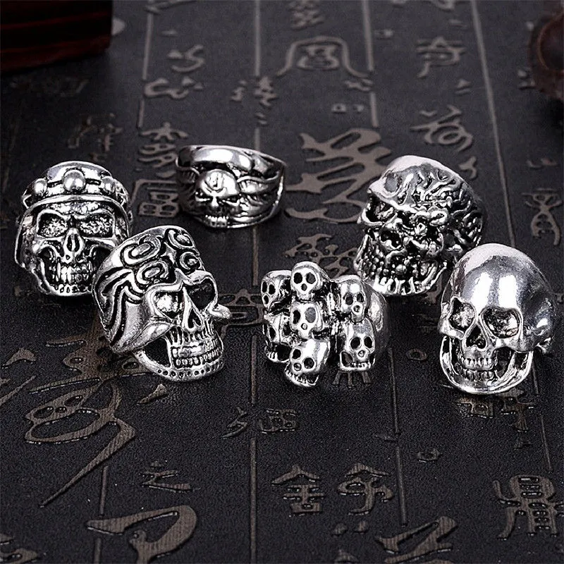 Top Gothic Punk Assorted Skull Sports Bikers Women039s Men039s Vintage Antique Silver Skeleton Jewelry Ring Whole9377919