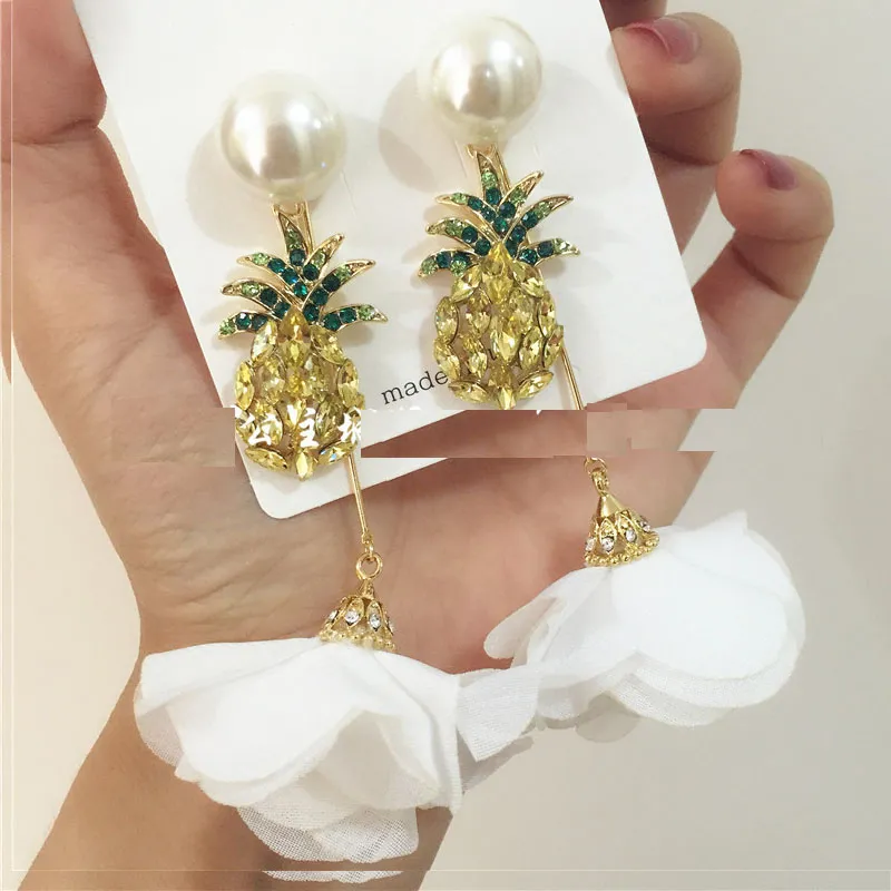Baroque Brand Crystal Pineapple stud earrings for women fashion Punk jewelry Flower statement earrings pendant Bijoux 2017