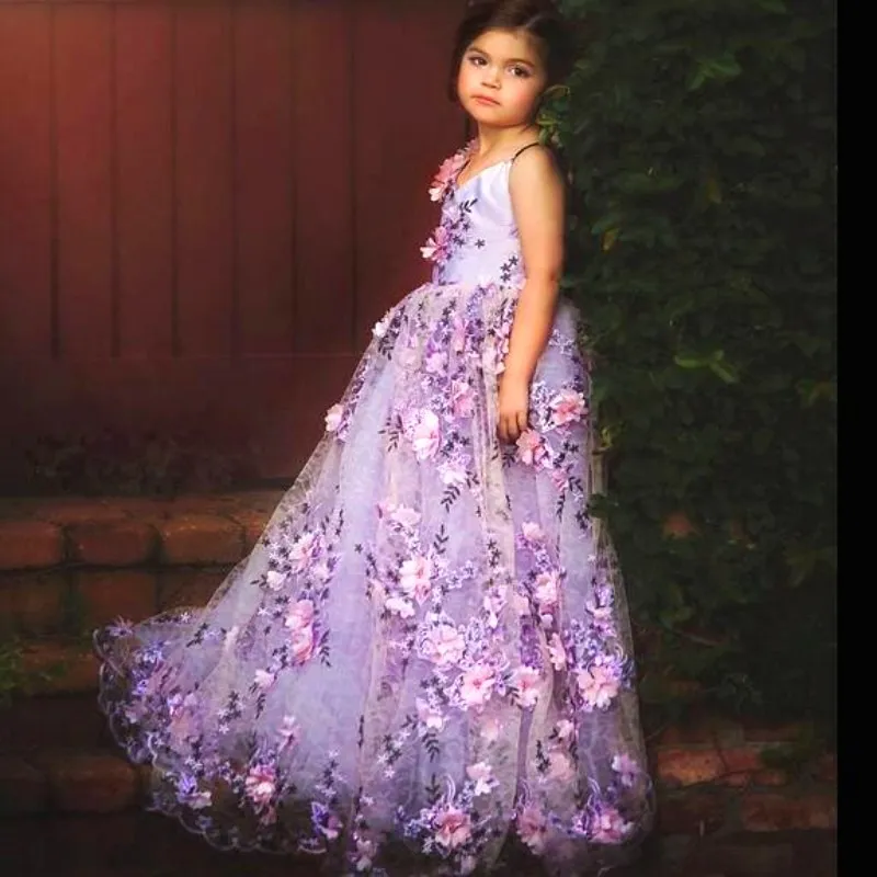 Amazingly Purple Flower Girl Dresses Lovely V-Neck 3D-Floral-Applique Tulle Girl Birthday Dresses Gorgeous Girls Dress for Weddings Occasion