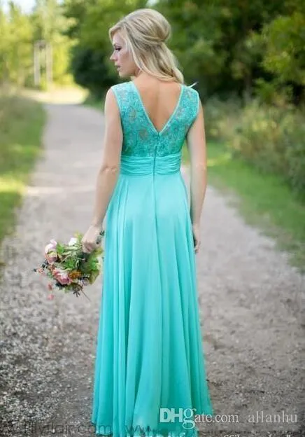 2020 landelijke stijl turquoise bruidsmeisje jurken goedkope strand vloer lengte kant v backless lange bruidsmeisje jurken voor bruiloft