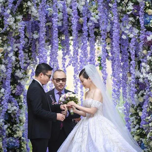 Elegant White Orchid Wisteria Vines Each Strip 79 Inches Silk Artificial Flower Wreaths For Weding Decoration