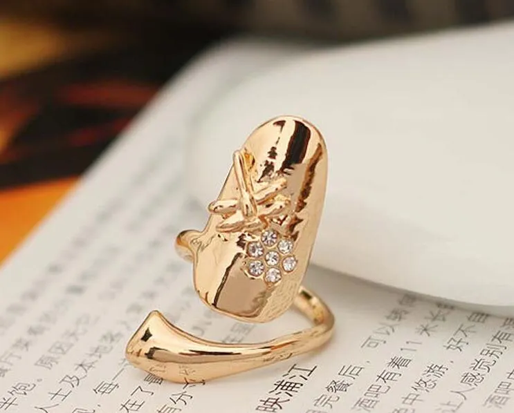 잠자리 네일 반지 절묘한 복고풍 퀸 잠자리 디자인 모조 다이아몬드 매실 뱀 금은 반지 손가락 손톱 반지 g454266f
