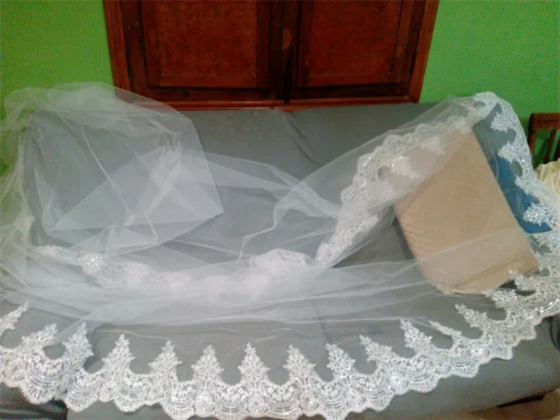New Arrival One Layer Lace Edge Long Wedding Veil 3 metry White Ivory Welon Bridal z akcesoriami samochodowymi