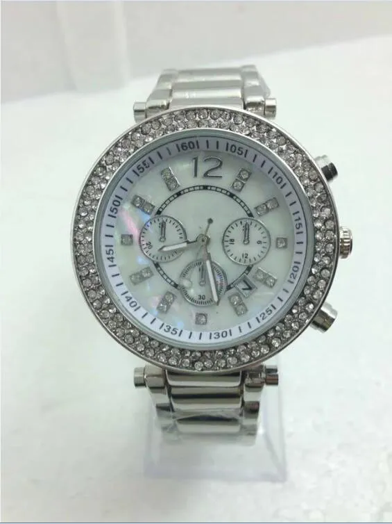 M marque diamant Japon mouvement quartz poignet Or acier inoxydable Relojes Mode d'affaires Hommes femmes Top qualité or argent wris182Z