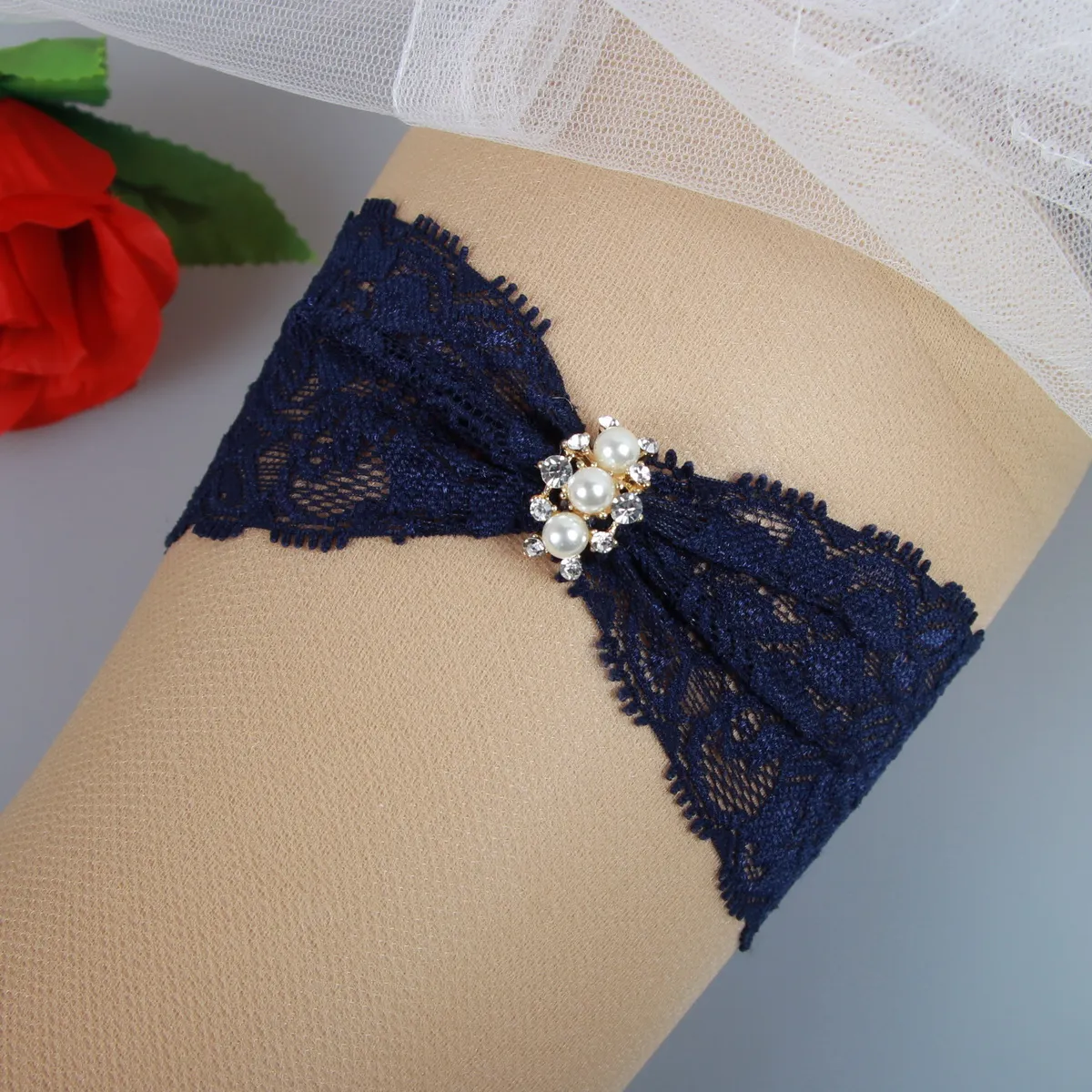 Bleu Marine Dentelle De Mariage Jarretière De Mariée Livraison Gratuite Prom Jarretière 2017 Bleu Marine Sexy Dentelle De Mariage Jarretière De Mariée Jambe De Jambe Jarretière En Stock