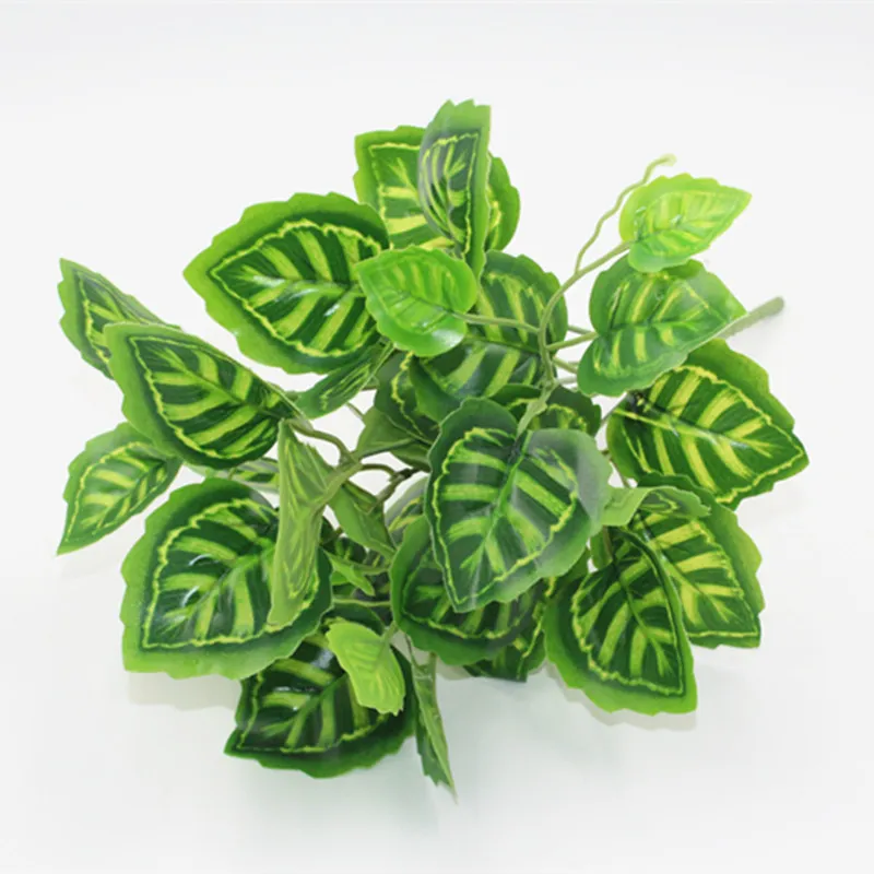 Simulation d'approvisionnement plantes vertes accessoires de mur végétal accessoires de composition florale feuilles 7 tête hors des feuilles simulation radis vert