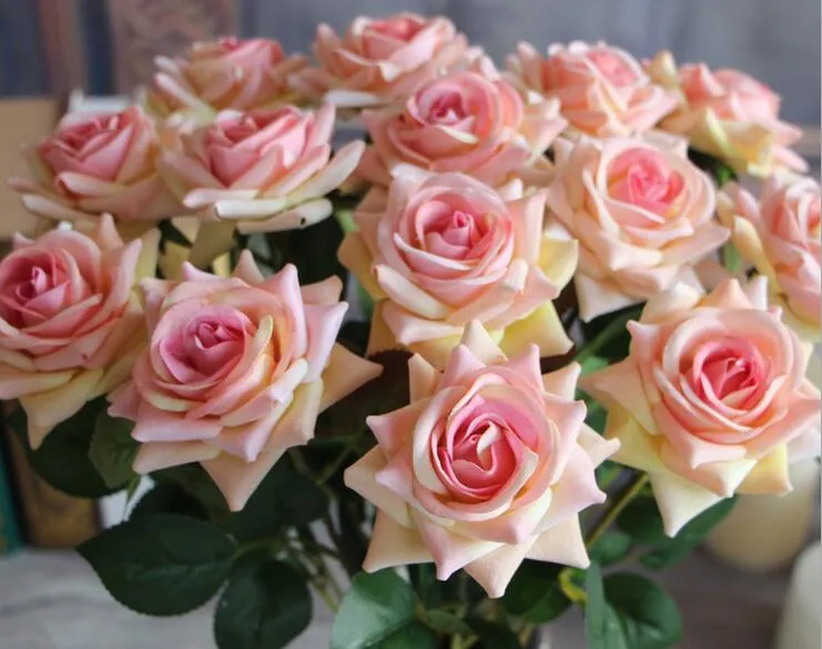 La simulación de flores decorativas al por mayor de una sola flor, flor de seda, rosa, mantel para el hogar