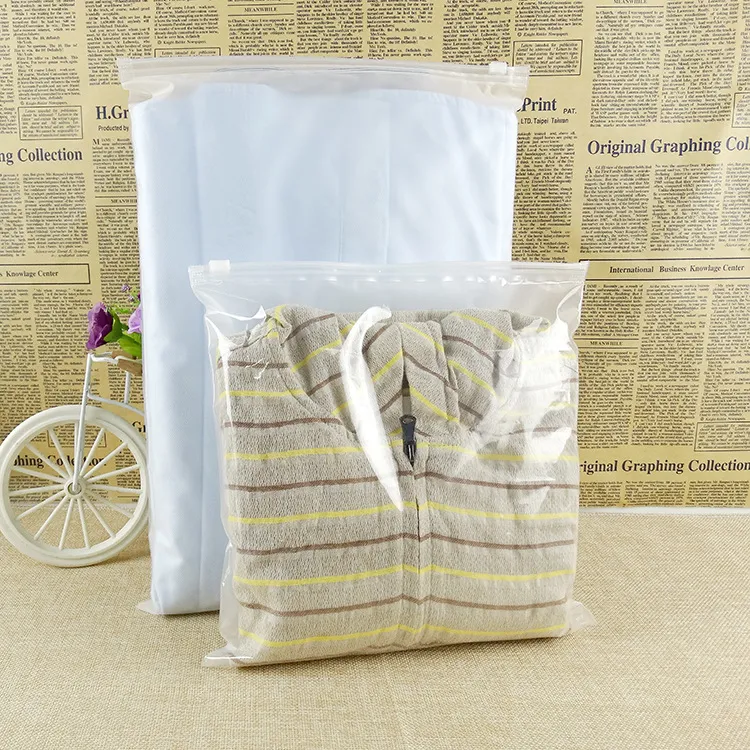 Wholesale PEプラスチック高品質衣料品パッキングバッグマルチサイズの布の収納ジッパークリア許容カストメイ化