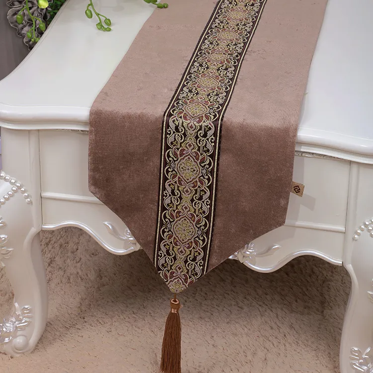 Clássico Patchwork Lace Table Runner Tecido De Veludo Mesa de Jantar Almofadas De Proteção Europa Estilo Americano Retangular Mesa De Café Pano 200x33 cm