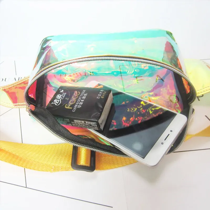 حقيبة الخصر Women PVC COLL CLAY FANNY CHEST PACK FACKLE FESTIVAL HOLOCHOLGRAM BEACH BAG بحجم 10 بوصات