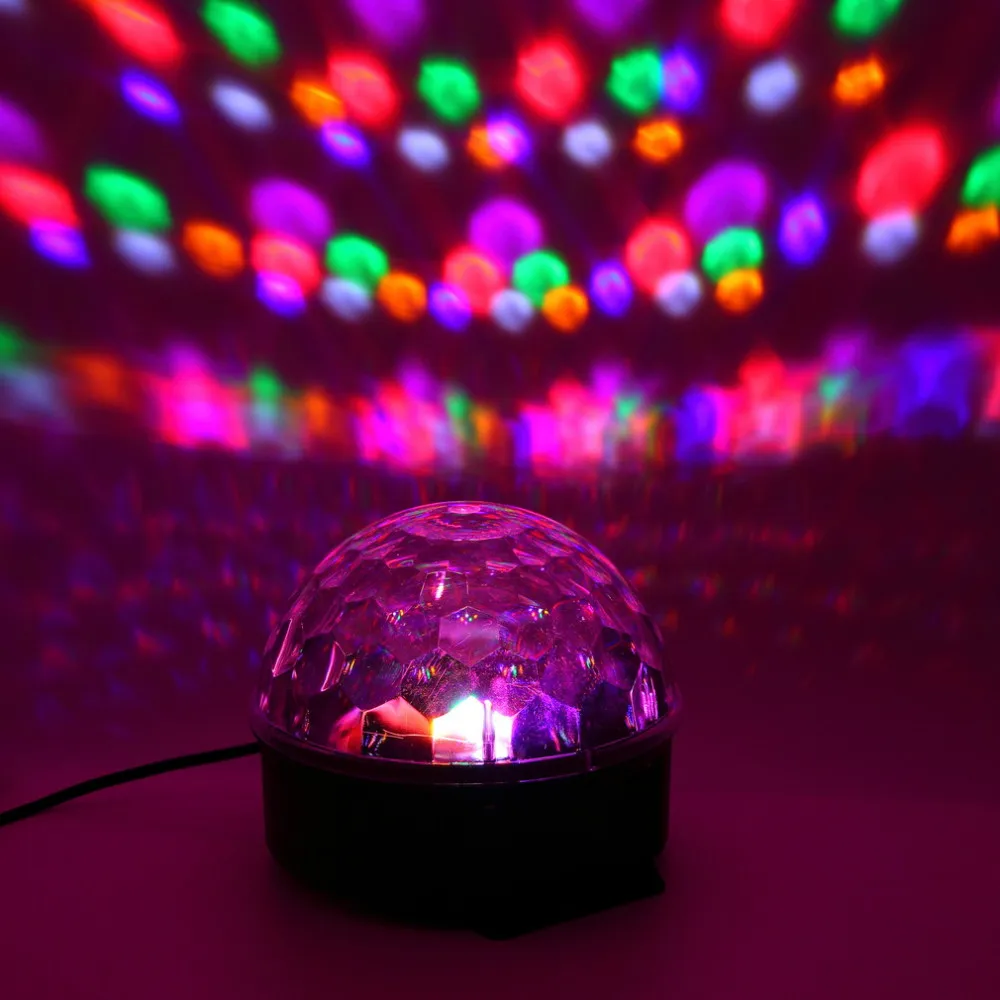Luz mágica de cristal do efeito da bola do diodo emissor de luz de 6 cores para o partido do estágio do disco DJ