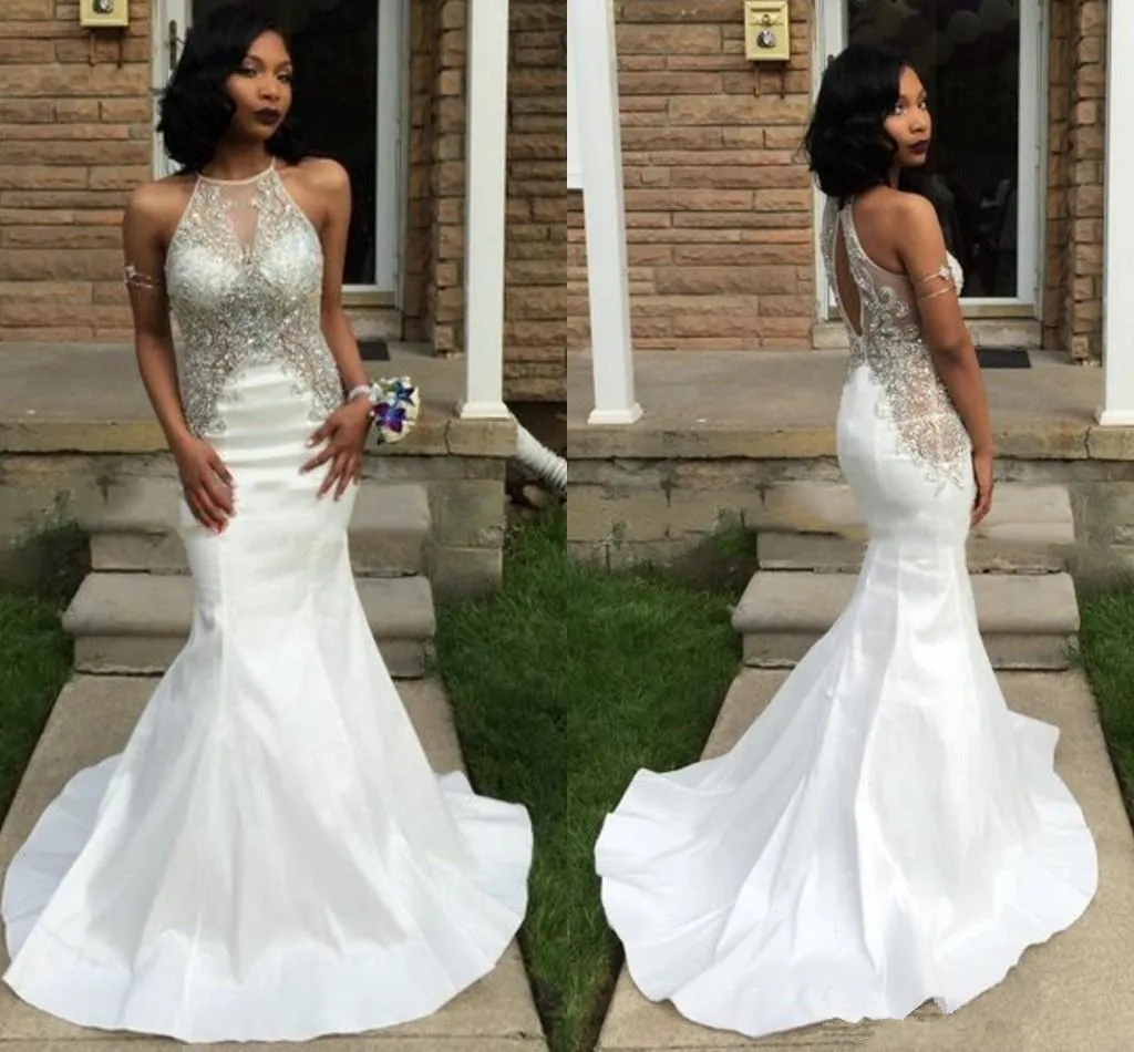 Sparkly Beaded Rhinestone Prom Dresses White Mermaid Avondjurken 8th Graduation Dressures Halter Party Jurk Open Back Sweet 16