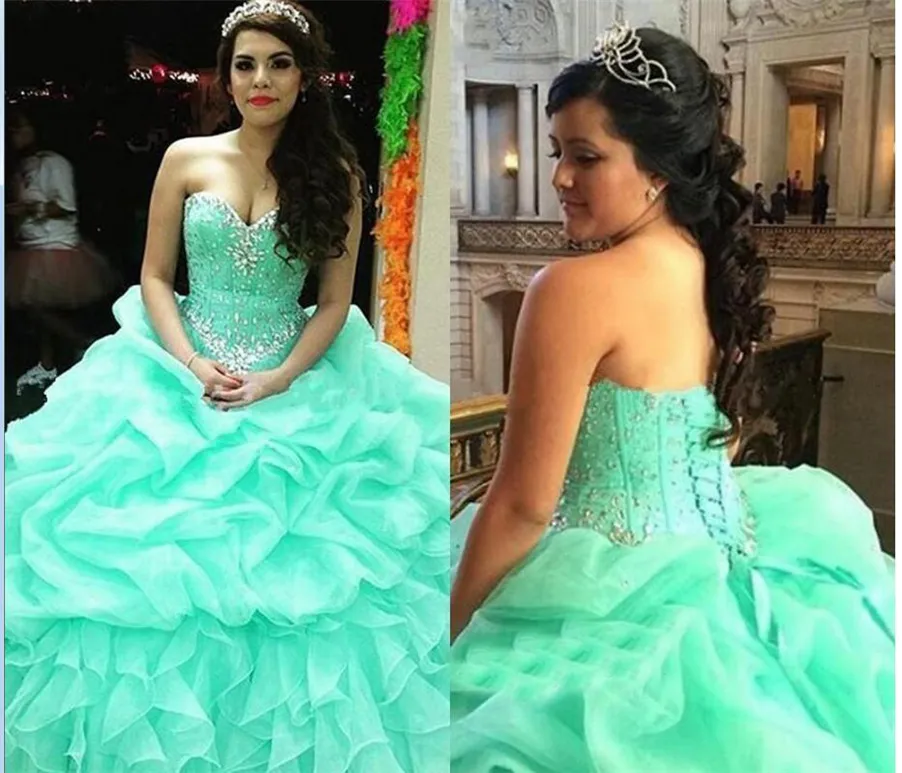 エレガントなクリスタルフリルレースアップボール恋人Quinceanera Dress Mint Green Sexy 16ドレスオーガンザボールガウンヴェスドスロンゴパラフェスタ