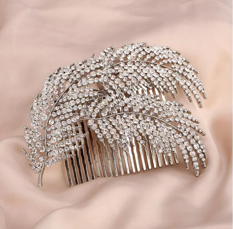 Moda Gelin Düğün Tiaras Çarpıcı Rhinestone Güzel Tarak Gelin Takı Aksesuarları Kristal Saç Fırçası Ücretsiz Kargo LY68