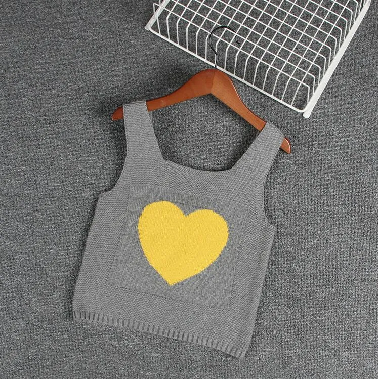 Ins Styles Ny ankomstflicka Pure Cotton Sticked Vest Kids Spring Autumn Love Jacquard Girl Casual Söt Solid Color Vest FR2588523