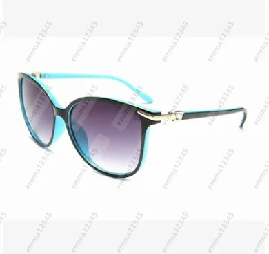 النظارات الشمسية العلامة التجارية عالية الجودة 4061 فائقة ضوء الأزياء النسائية نماذج الكلاسيكية النظارات الشمسية بالجملة