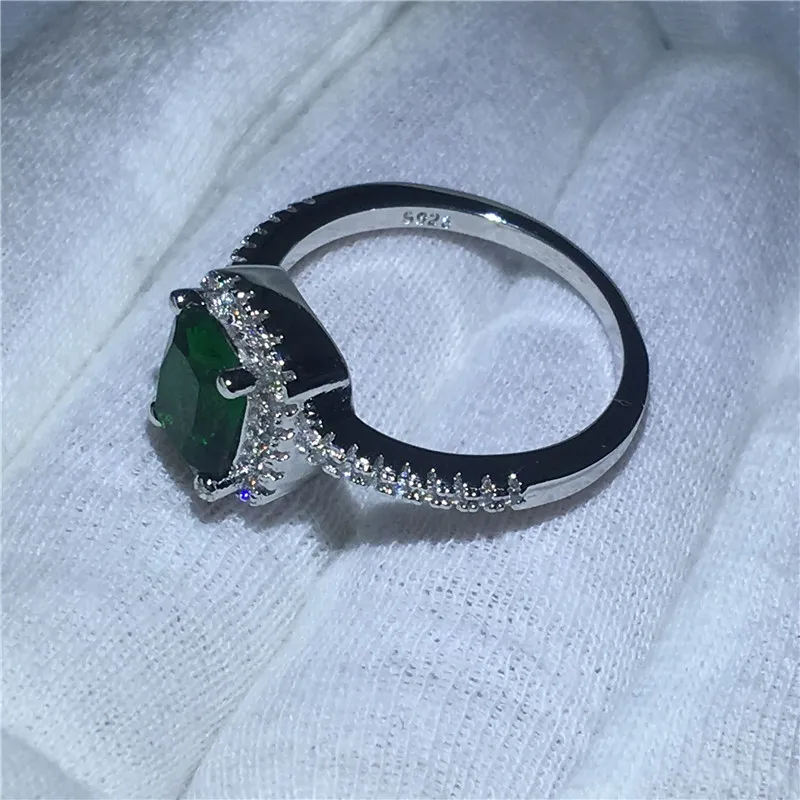 Anel de natal almofada cortada Verde 5A Zircon Cristal 925 Sterling silver Engagement anéis de banda de casamento para as mulheres Presente do Festival