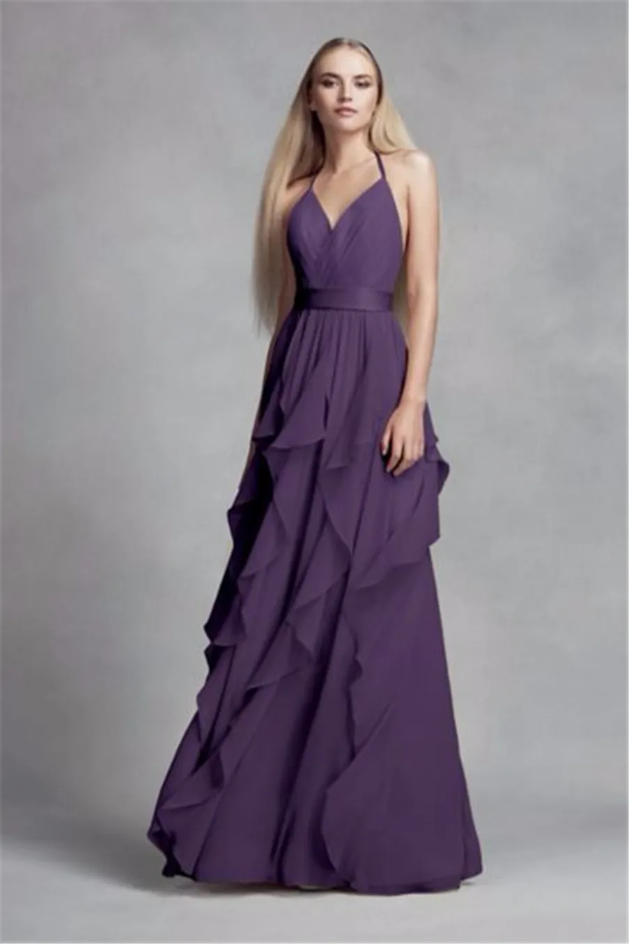 2021 NOUVEAU! Robe de demoiselle d'honneur en mousseline de soie violette, décolleté licou, avec jupe en cascade, robes formelles de soirée de mariage, VW360326