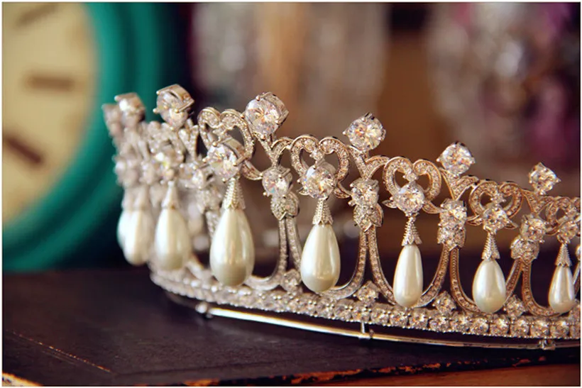 Princesse Reine Diana Couronne Diadème Vintage Mariage De Mariée Cristal Strass Cheveux Accessoires Perle D'eau Douce Zircon Coiffe Bijoux Argent