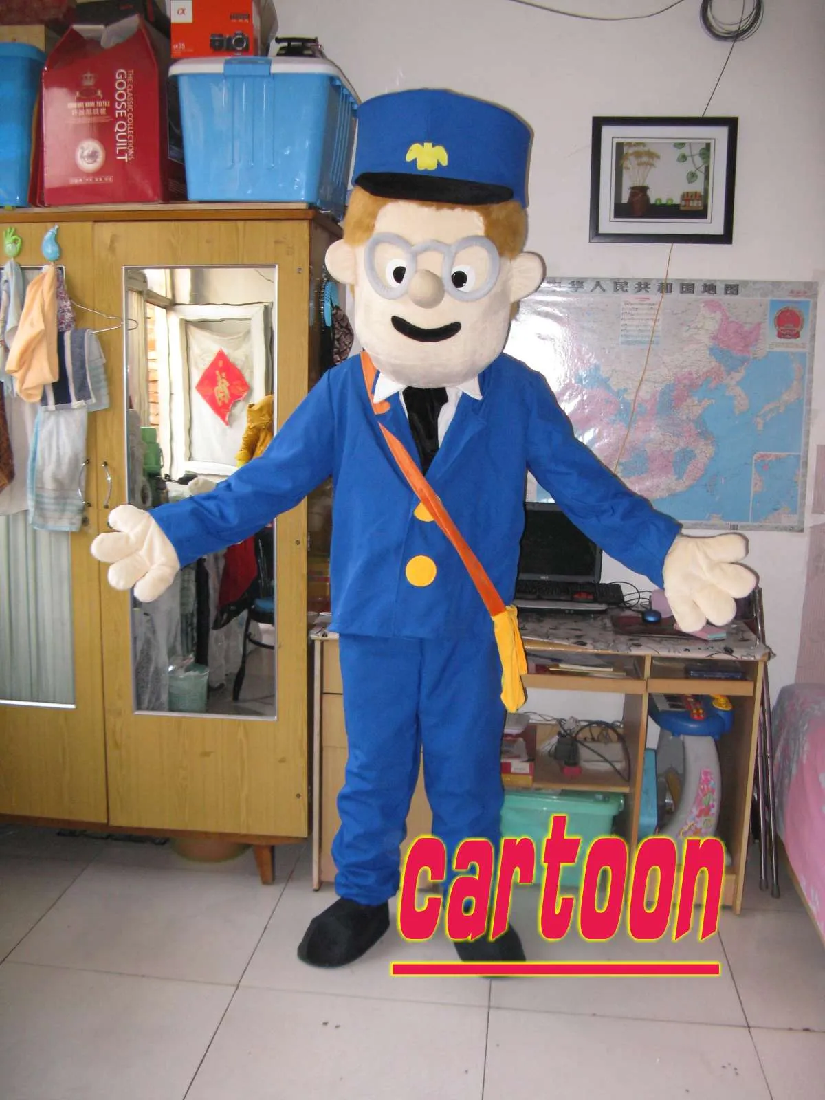 Hot High Quality Real Pictures Postman Pat Mascot Kostym Gratis frakt