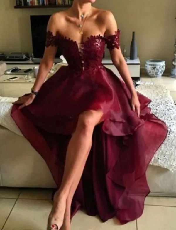 Stunning Burgundy High Low Prom Dress Off the Shoulder Lace Appliques Short Front Long Back Formal Party Gowns Homecoming Dresses