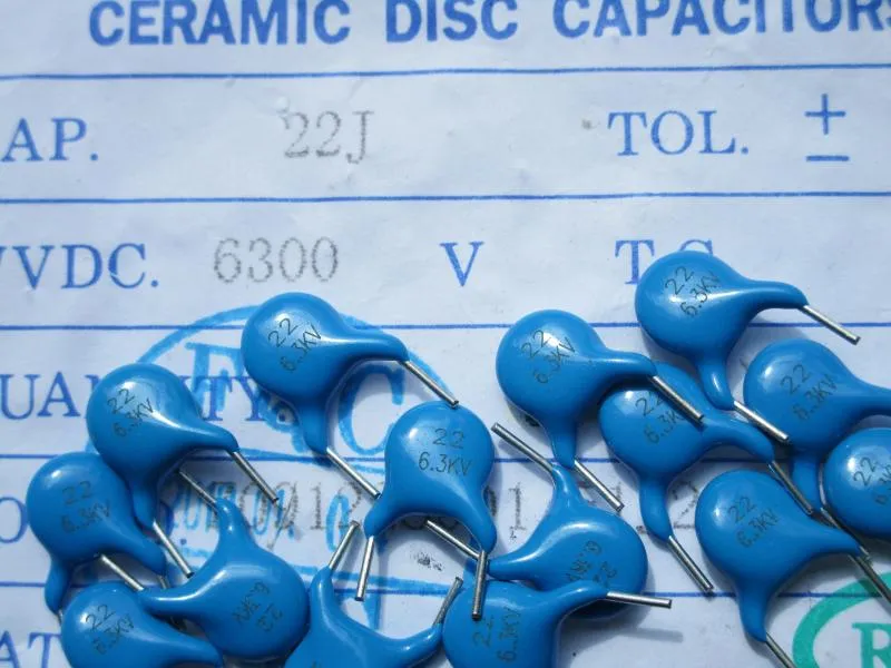 High voltage ceramic capacitors 6 3kv 22pf 6kv 22J NPO Material pitch P7 5197f