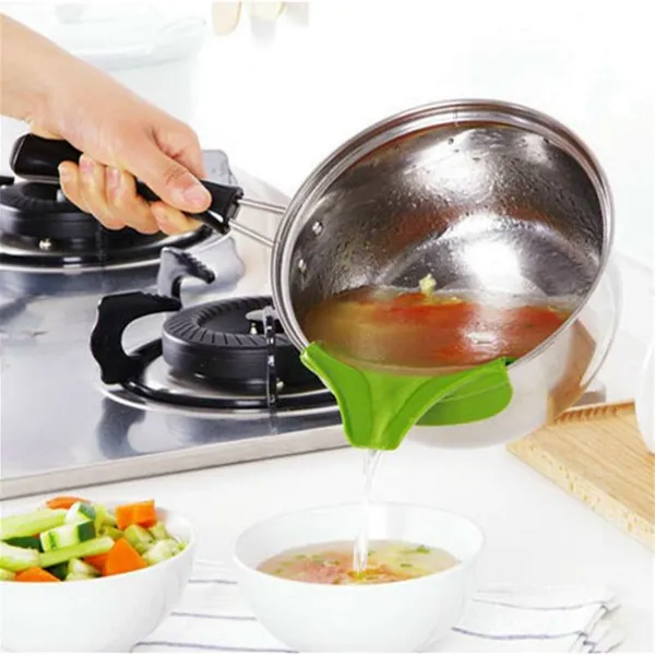 Kitchen Gadgets Anti-spill Pots and Pans Round Rim Silicone Deflector Liquid Diversion Tool