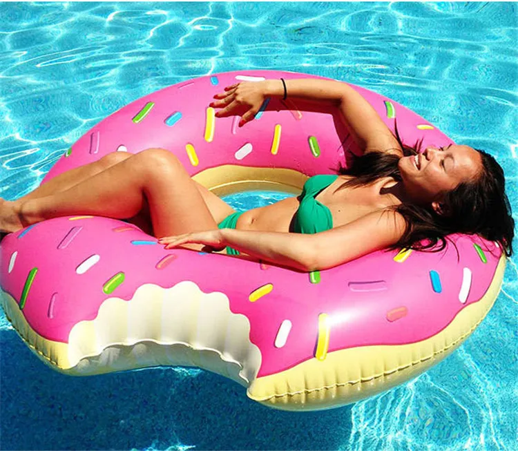 Heißester Verkauf Sommer aufblasbarer schwimmender Boden aufblasbares Wasser Schwimmen Float Raft Luftmatratze Schwimmbecken Strandspielzeug Donuts PVC zum Verkauf