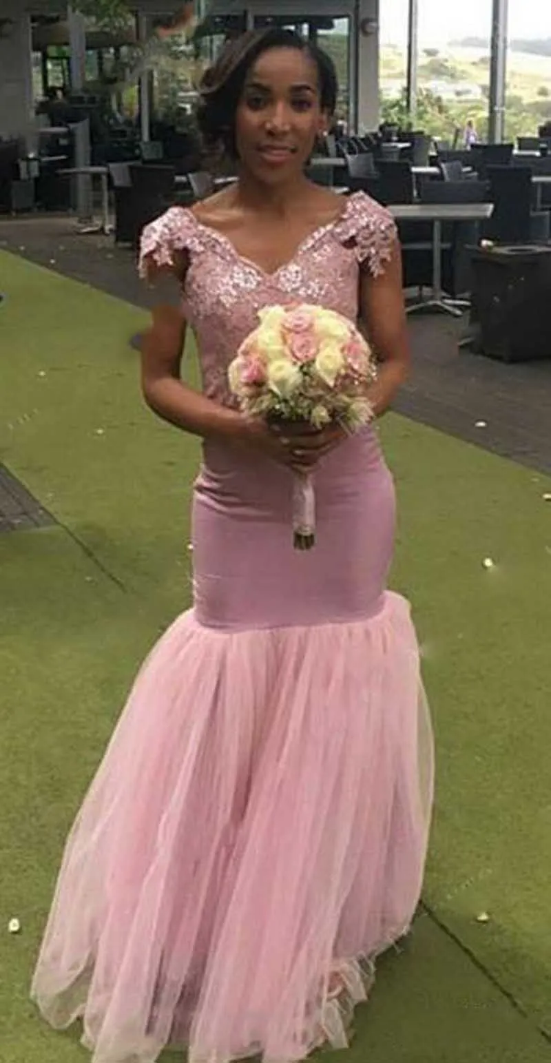 2017 Arabski Blush Różowy Koronki Druhna Suknie Cekiny Syrenka Maid of Honor Dresses Tanie Suknie Wieczorowe Tiul