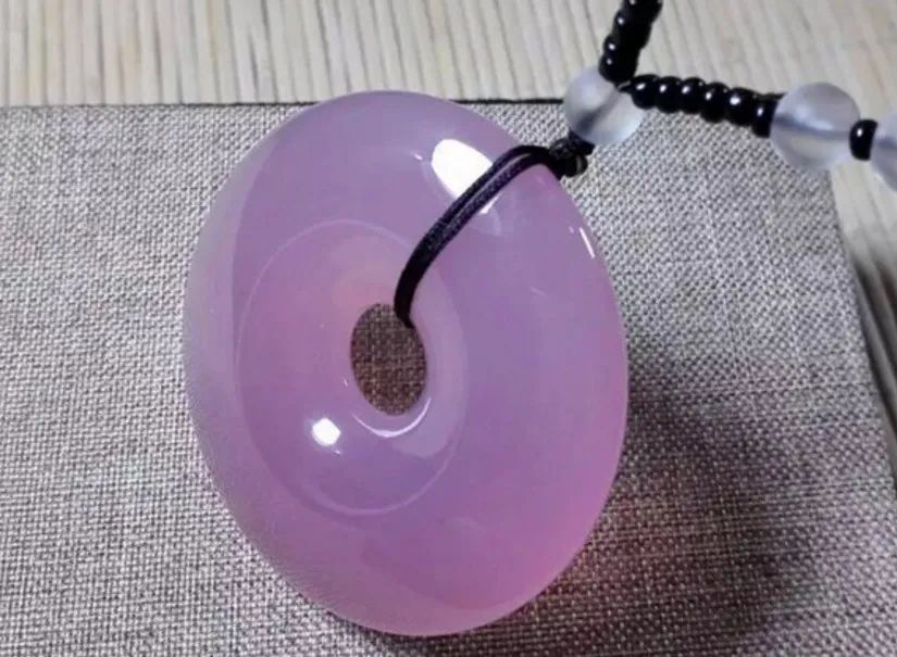 Pink and purple jade medullary handmade vintage ping - ping four seasons peace necklace pendant