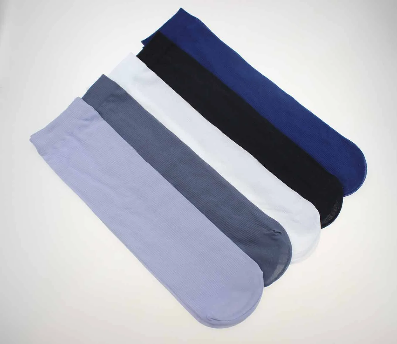 Wholesock longo lotMen meias ultrafinas de fibra de bambu meias cores preto branco azul cinza8219774