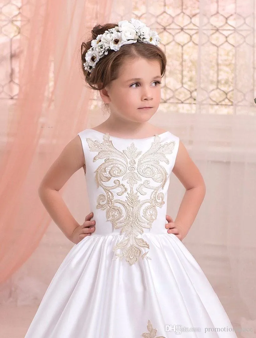 Elegantes Vestidos Blancos De Primera Comunión Para Niñas Apliques De Oro Vestidos De De Niña Para Bodas Por Encargo BA3922 De 77,99 € | DHgate