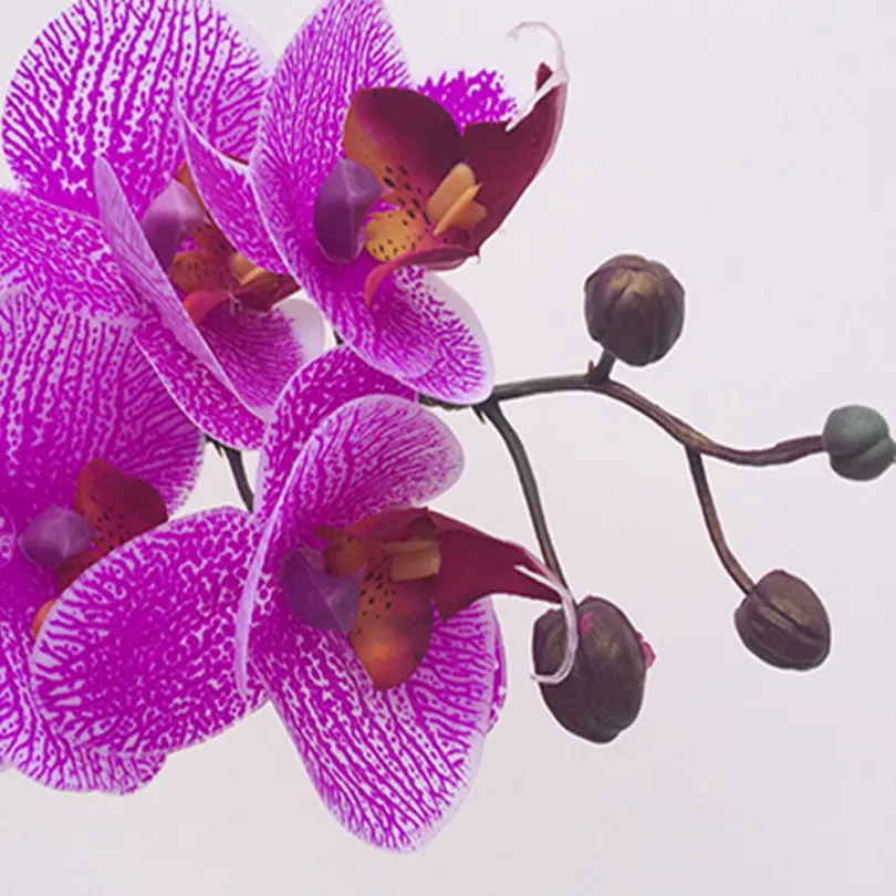 Real Touch Orchidee, 7 Köpfe, Latex-Orchideenblume, künstliche Phalaenopsis, helleres Lila, für Hochzeit, Tafelaufsätze, Zuhause, Party, dekorative Blumen