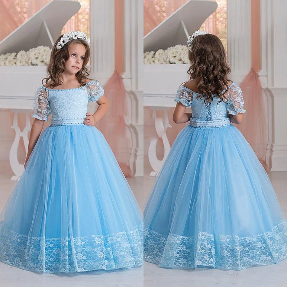 Light Blue Flower Girls Dresses Off Shoulder Short Sleeves Lace Appliques A Line Kids Party Dress Formal Wear Lace Up Girls Pageant Dress