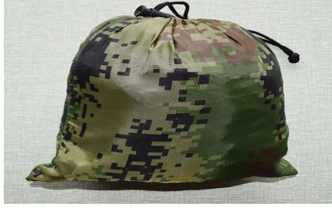 Utomhus Camping Camo Hängmatta Säng Dubbelperson Parachute Ljus Hängmatta Dubbel hängmattor Swing Bed med myggnät för camping och vandring