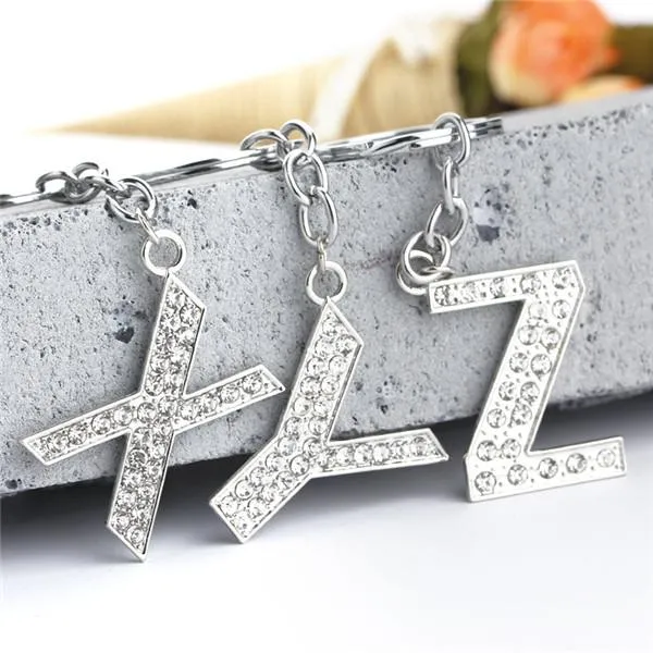 STRASS A-Z Lettres anglaises Keychain Porte-clés en métal Porte-clés de voiture pendentif sac à main Charms meilleur cadeau