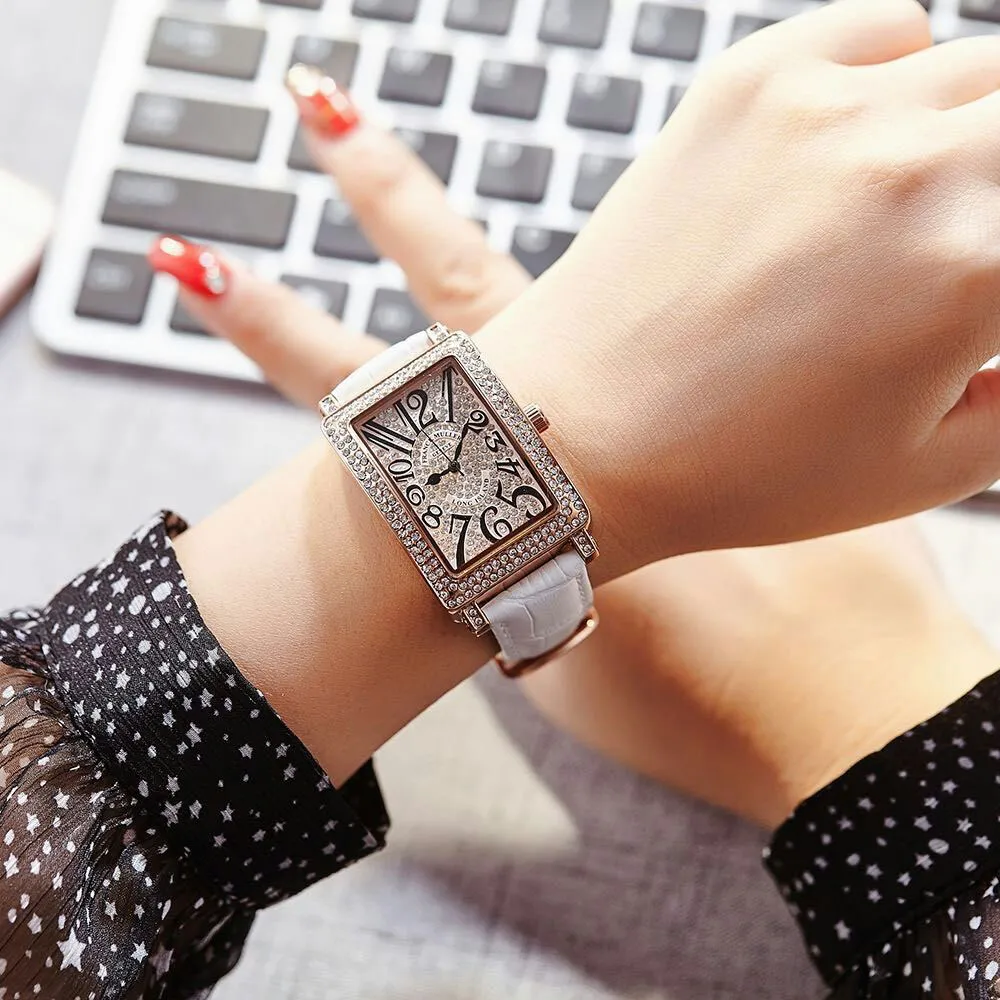 다이아몬드 럭셔리 여성 시계 Fashopn 여자 시계 현대 모조 다이아몬드 사각형 다이얼 가죽 스트랩 쿼츠 손목 시계 여자 300T