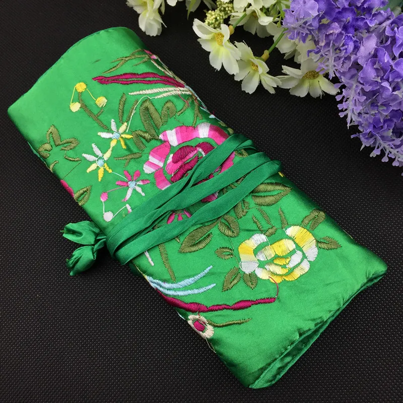 Przenośny haft Jeżdżący Biżuteria Roll Up Torba i 3 Zipper Etui Silk Satin Cloth Prezent Opakowanie Naszyjnik Bransoletka Ring Ring Storage