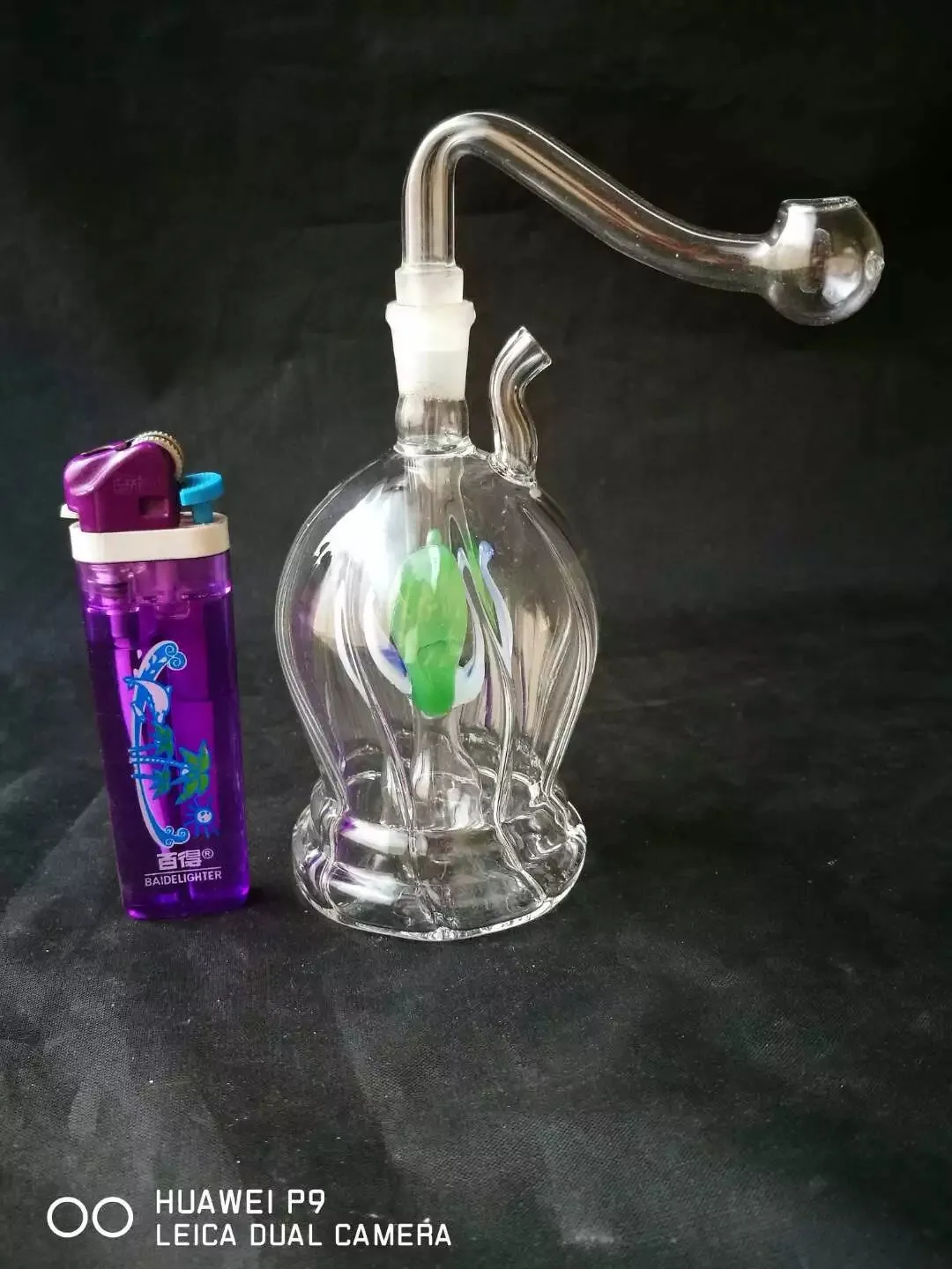 Accessoires de bangs en verre de tuyaux nervurés de rondeur multicolore, Pipes à fumer en verre colorées mini-tuyaux à main multi-couleurs Meilleur tuyau en verre de cuillère