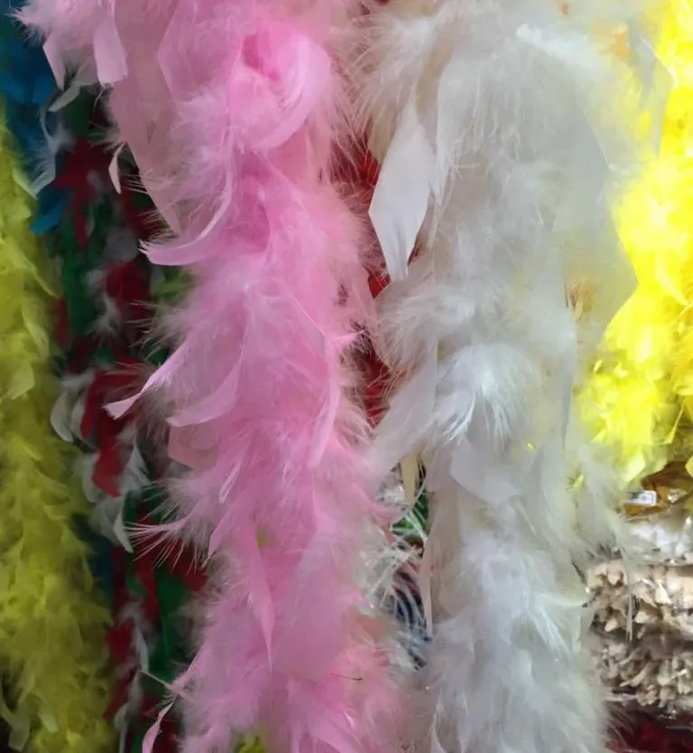 羽毛BOA 200CMバーレクサショーガールヘンナイトファンシードレスパーティーダンスコスチュームアクセサリーウェディングDIYデコレーション17彩色