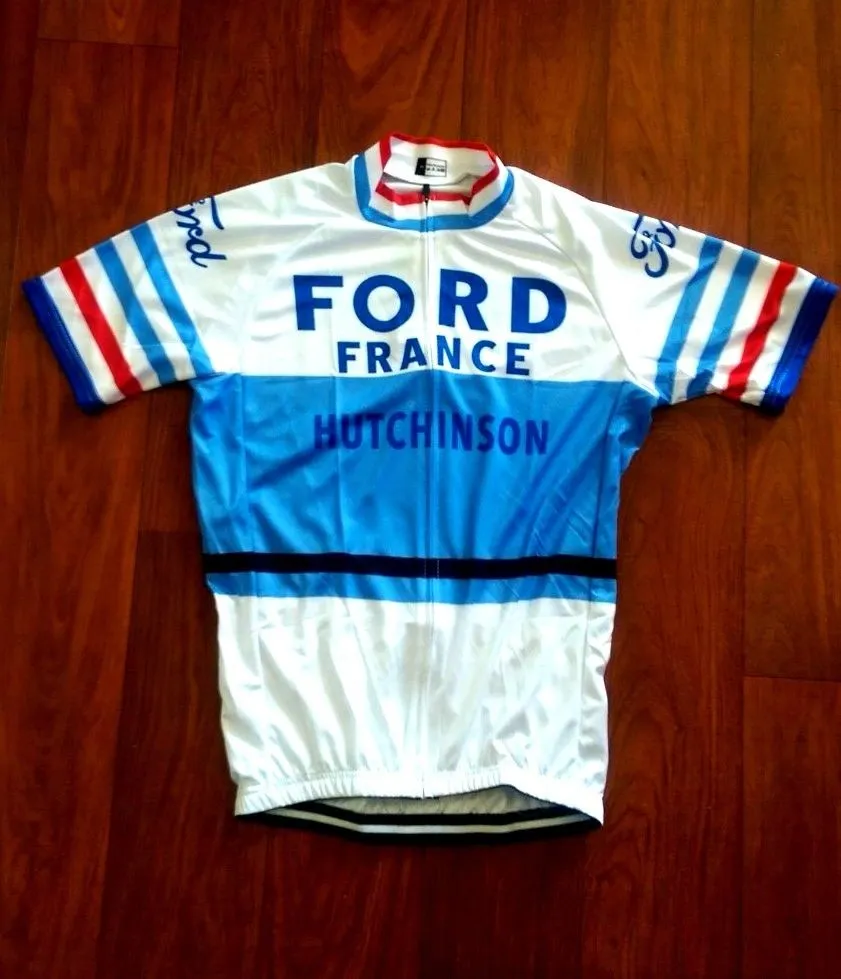 What Are the Best Shirts for Cycling? Top Picks and Reviews.